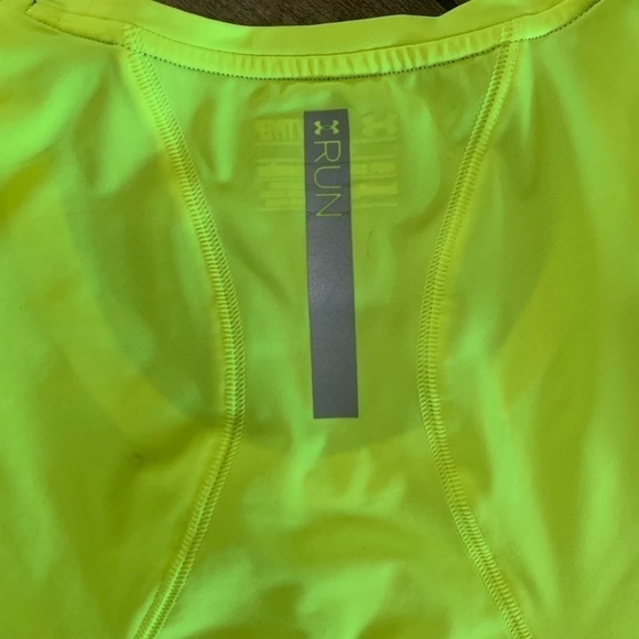 Women's Under Armour Semi-Fitted Heat Gear‎ Top - Picture 5 of 7